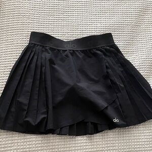 ALO Yoga Black Pleated Aces Athletic Skort